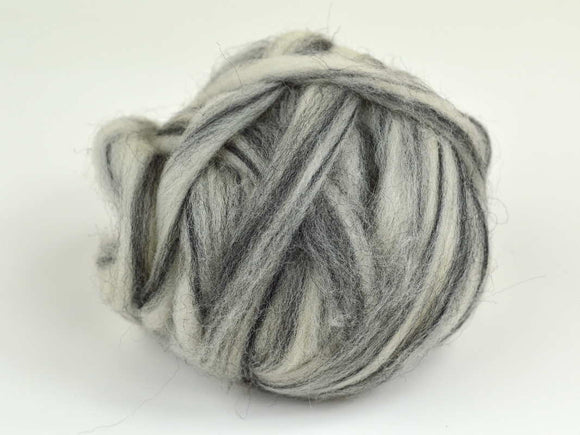 HR020-030 Wool Roving for Felting 1 Ounce Pale Ivory Off-White